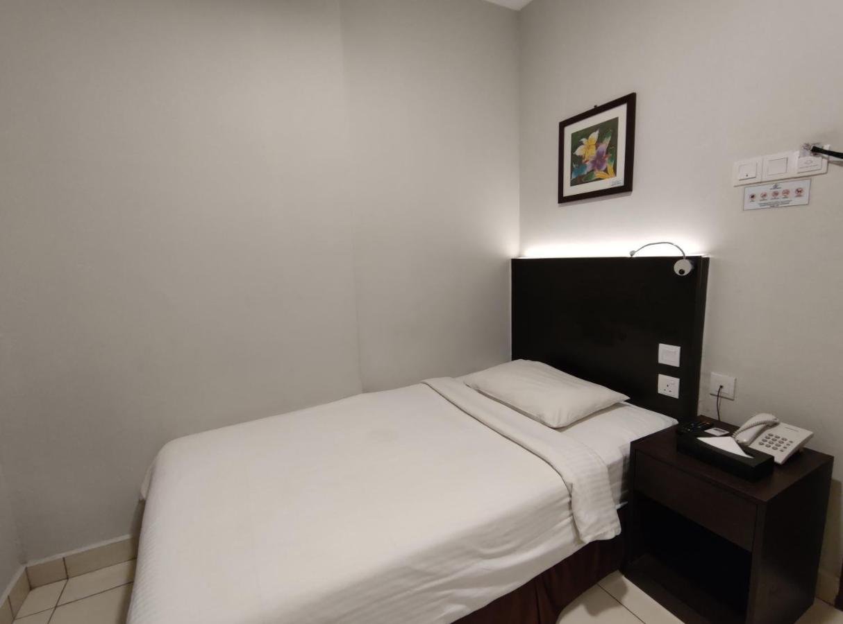 Hotel Desaru Penawar Экстерьер фото