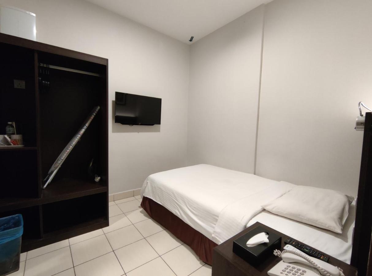 Hotel Desaru Penawar Экстерьер фото