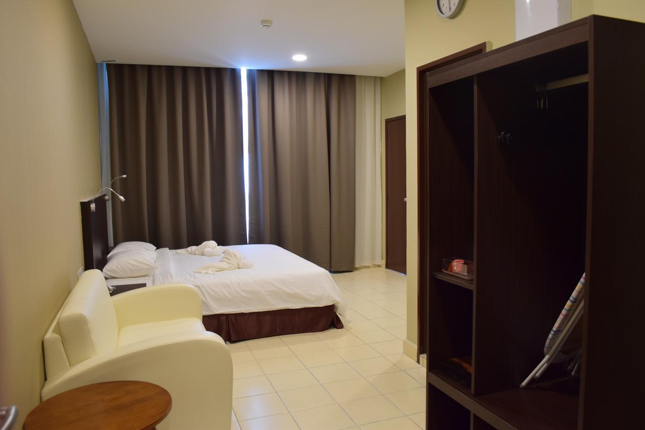 Hotel Desaru Penawar Экстерьер фото
